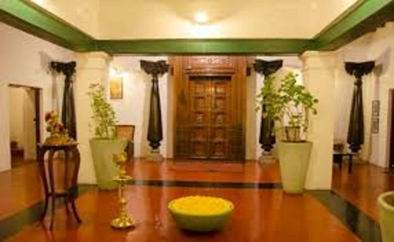Hotel Sumith Palace Pondicherry Exterior foto