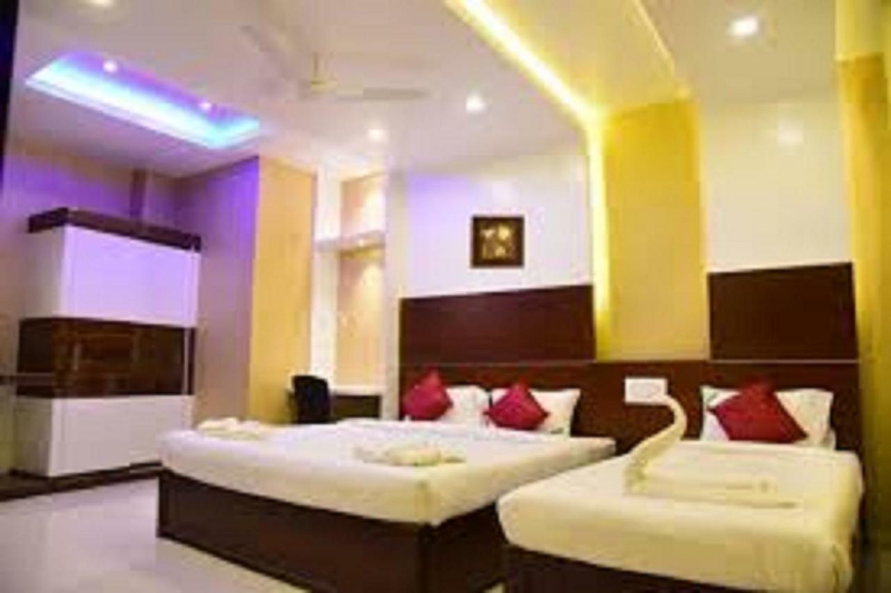 Hotel Sumith Palace Pondicherry Exterior foto